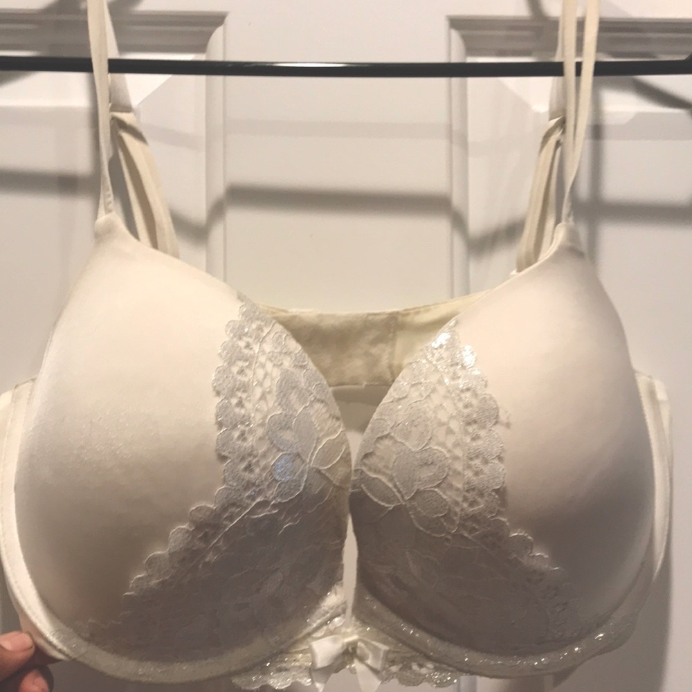 White Victoria Secret Bra